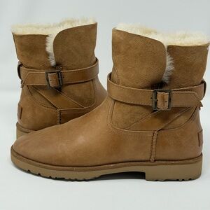 UGG Tan/Chestnut Winter Boots•Short•Buckle•w/Box EUC•Worn Once